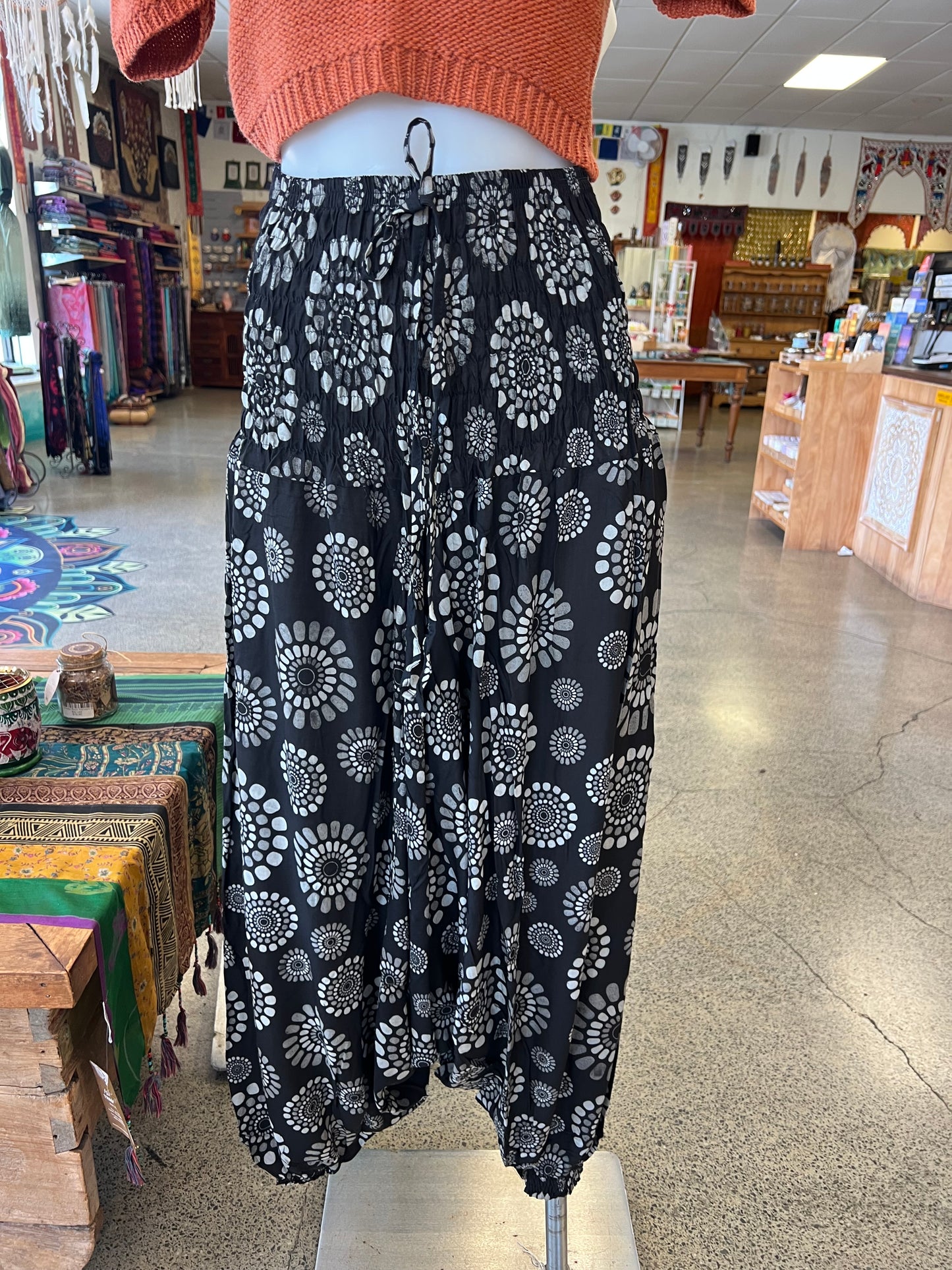 Aladdin Pants Print