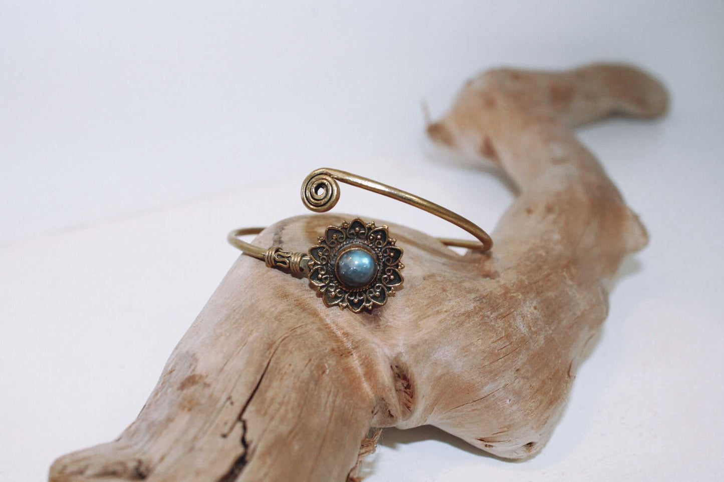 Quina Pendant Bracelet