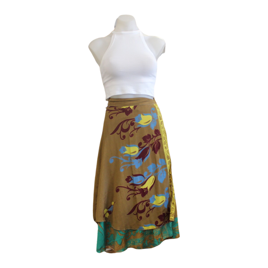 Recycled Sari Skirt Umbrella Holi - 3/4