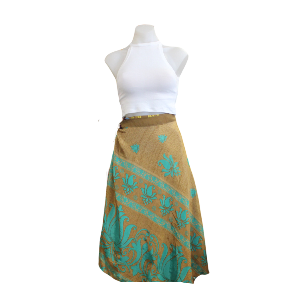 Recycled Sari Skirt Umbrella Holi - 3/4