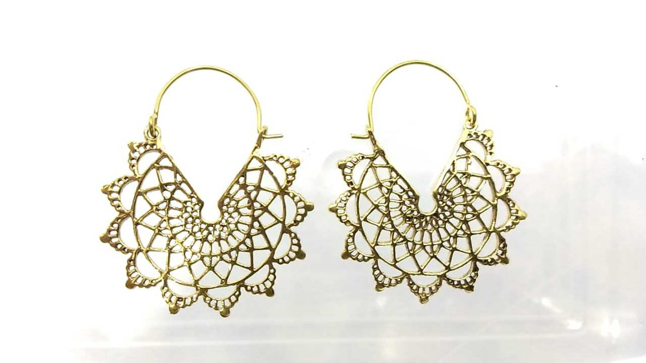 Comb Mandala Earring