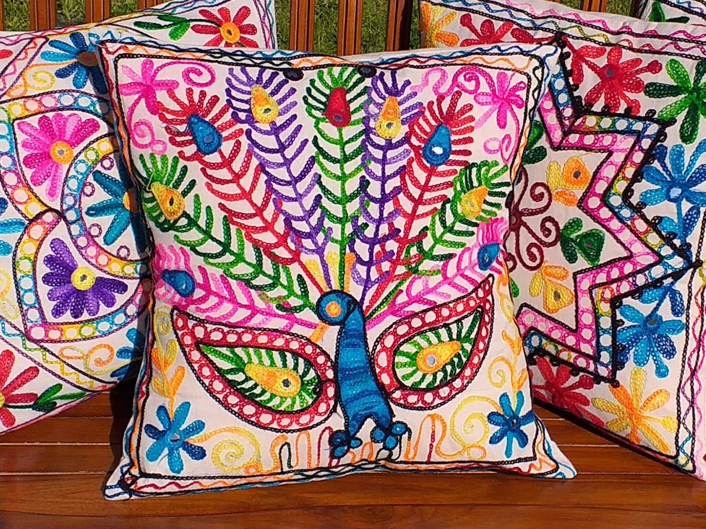 Jivant Cushion Cover