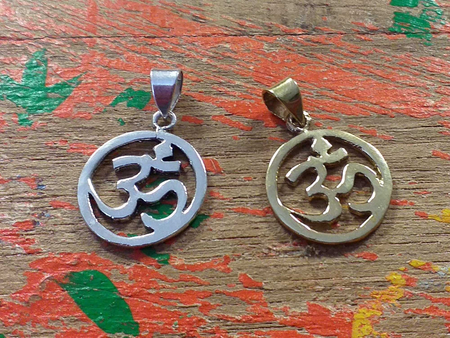 Om Circle Pendant