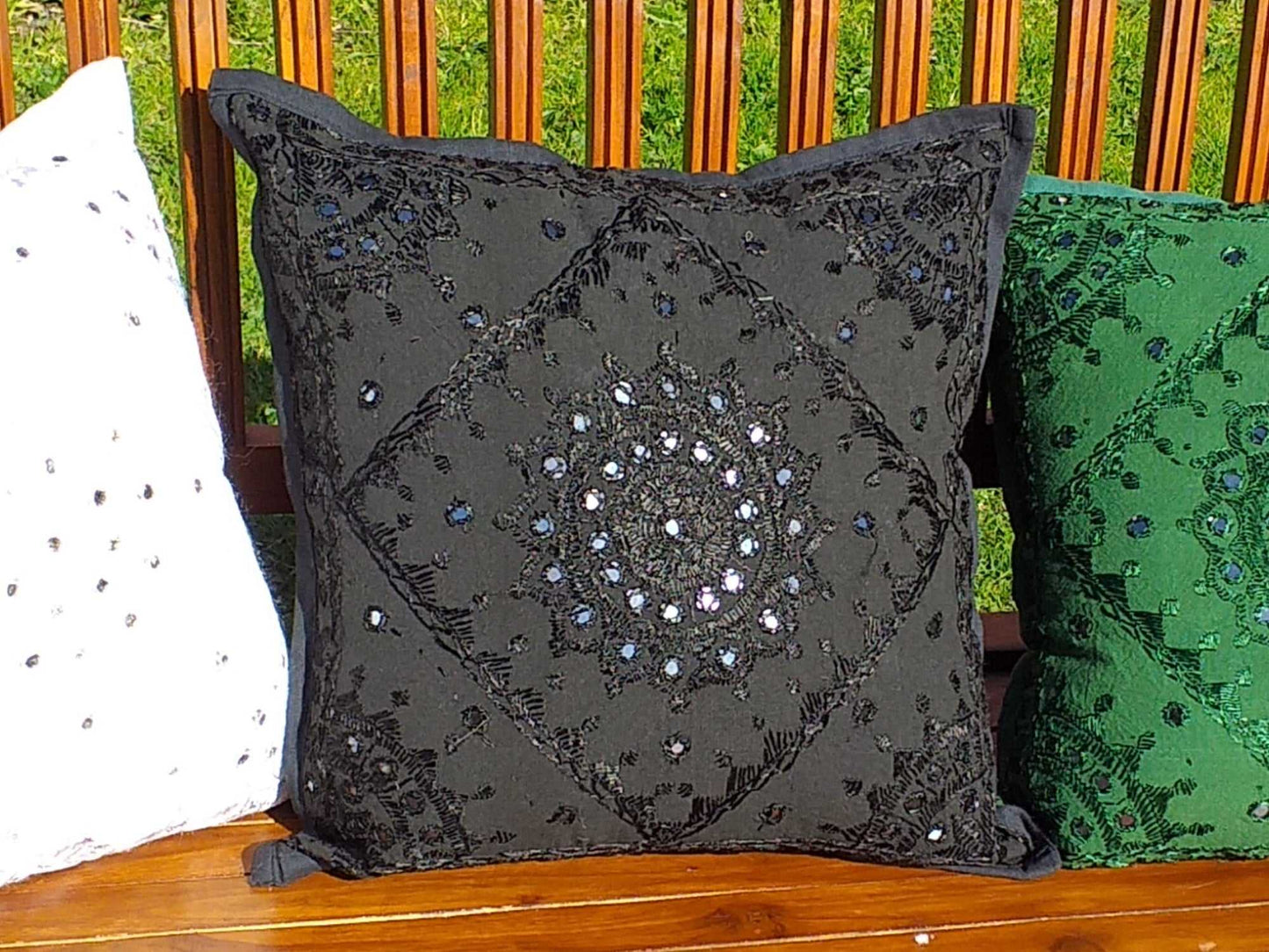 Pakka Cushion Cover
