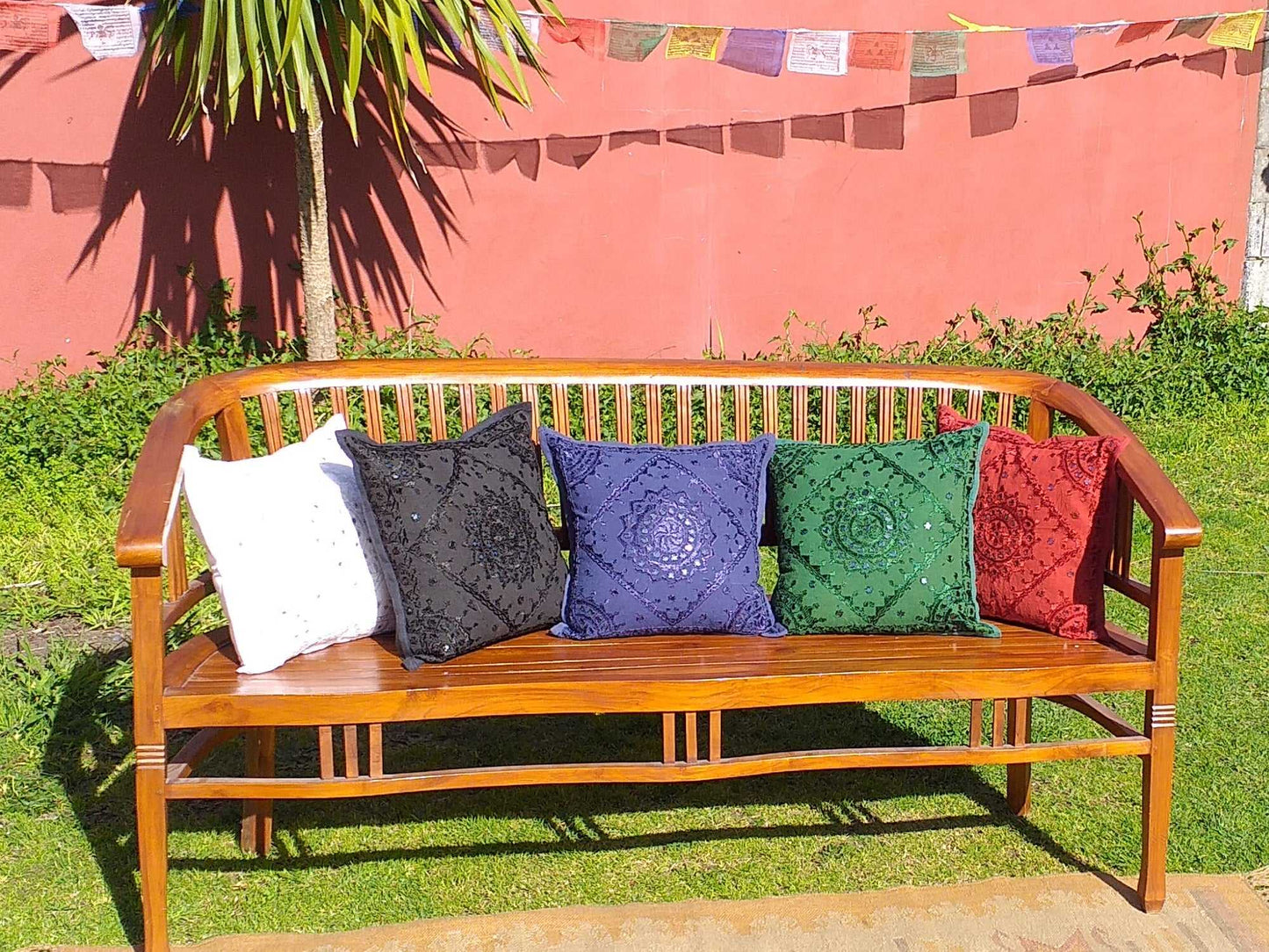 Pakka Cushion Cover