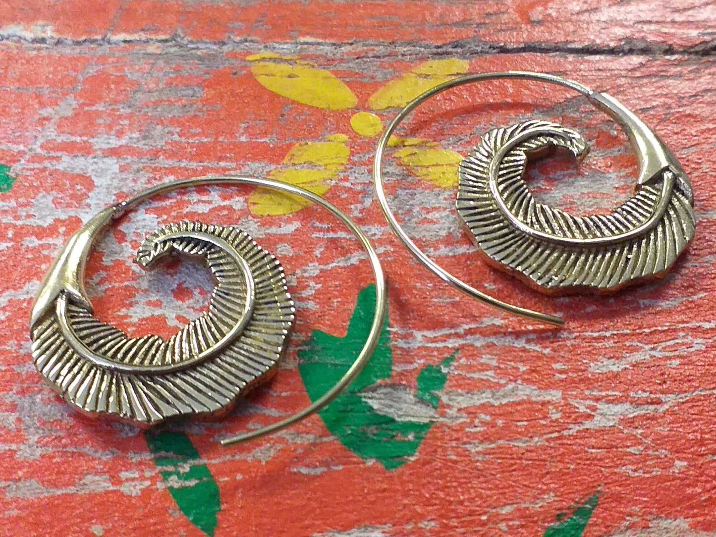 Single Feather Circle Earrings