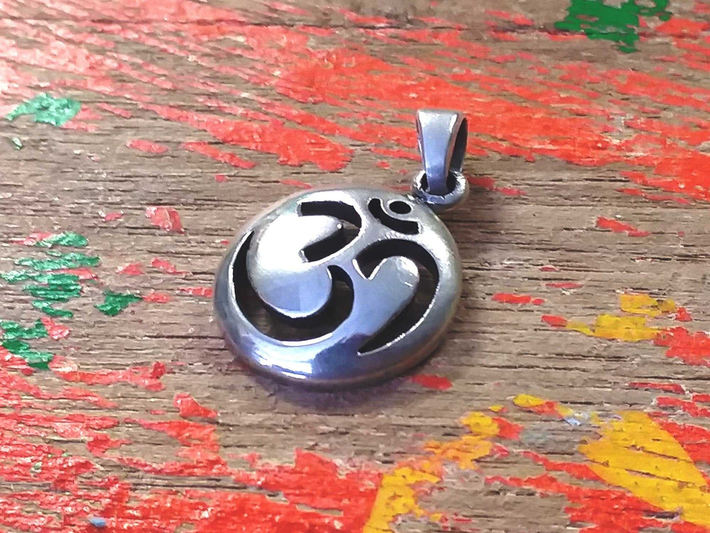 Sterling Cut-out Circle Om Pendant