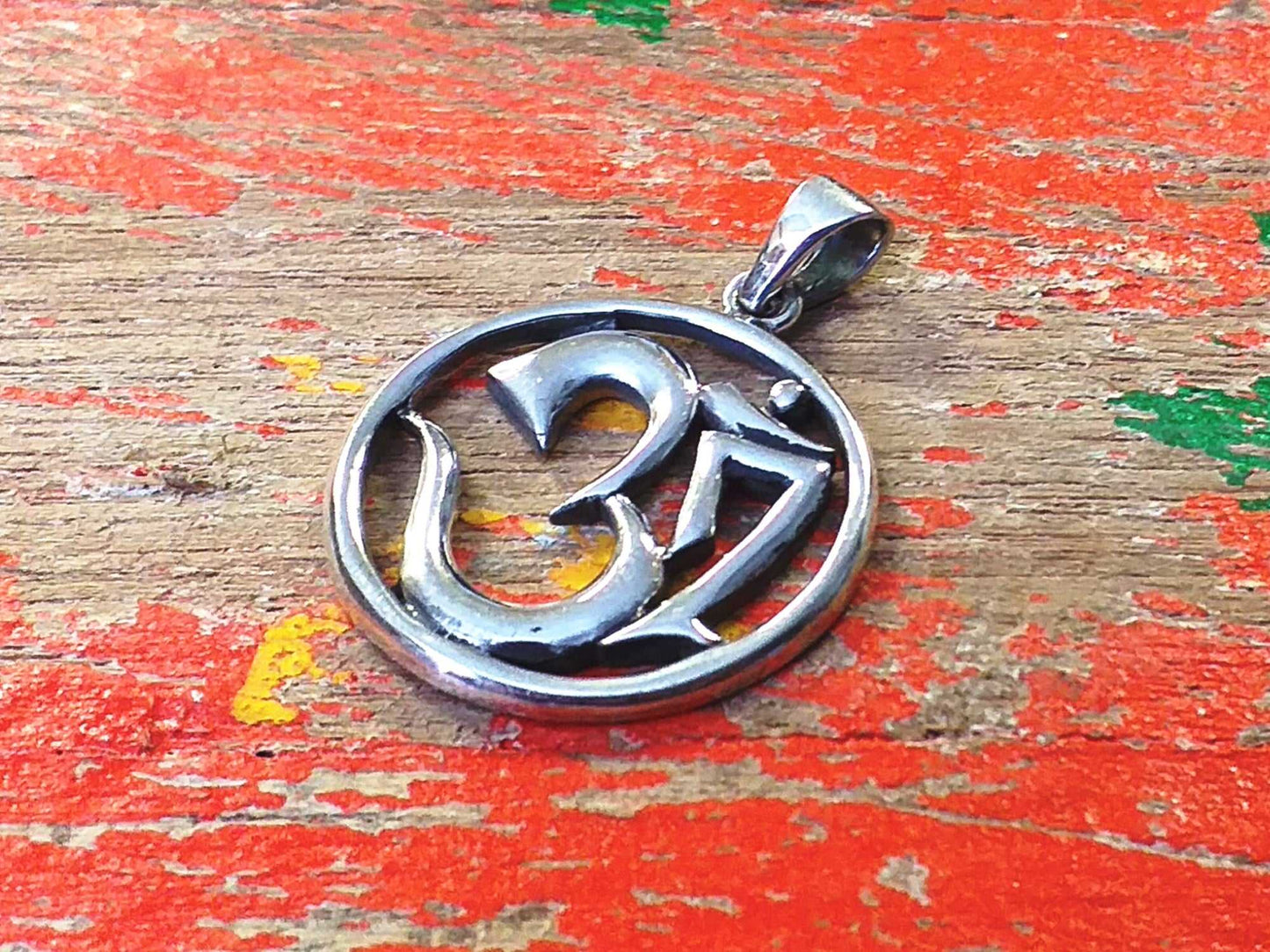 Sterling Circle Om Pendant