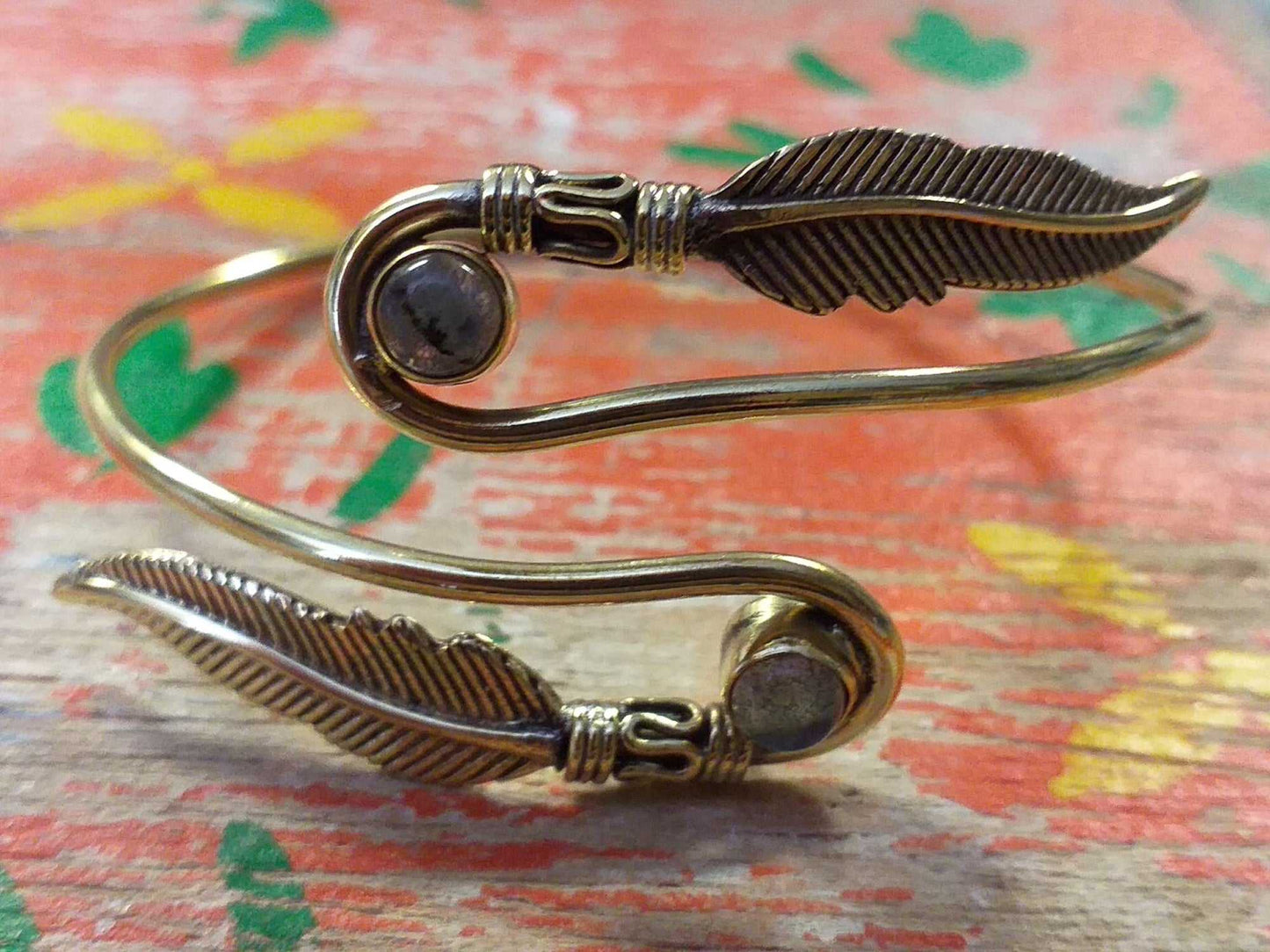 Two Feather Stone Bangle