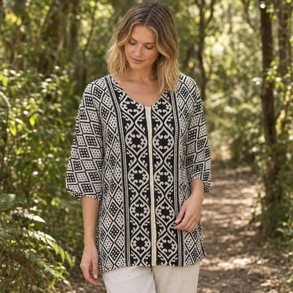 Turkana Top [anookz:3e5d2d68-ec92-495f-a565-dede344958ec]