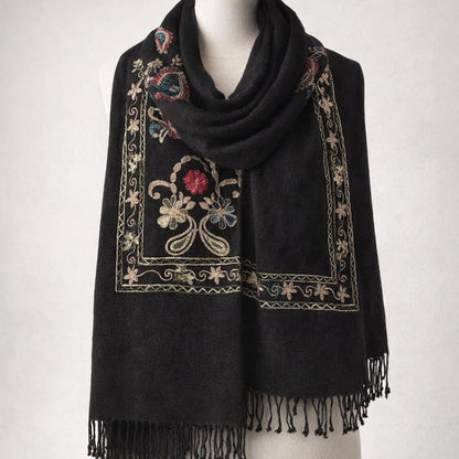 Garden Flower Wool Shawl [anookz:5268c36b-3bf2-4d3f-8c6e-dfe9acd8e4e9]