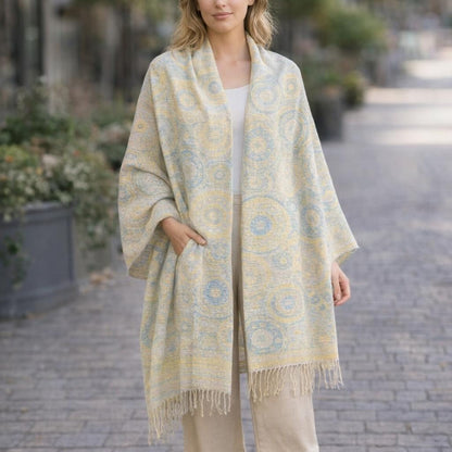 Cami Circle Pashmina Shawl [anookz:def989e2-1a25-4c23-b967-5401ce227496]