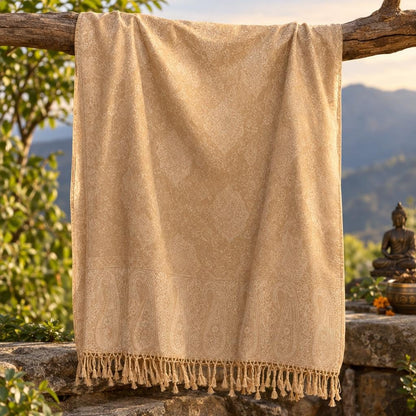 Paisley Diamond Pashmina [anookz:11681592-d40d-47dd-92ee-0d10d7797c04]