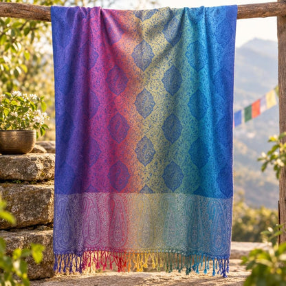 Paisley Diamond Pashmina [anookz:c6c6057a-e015-46fe-95d8-a6e32f10958d]