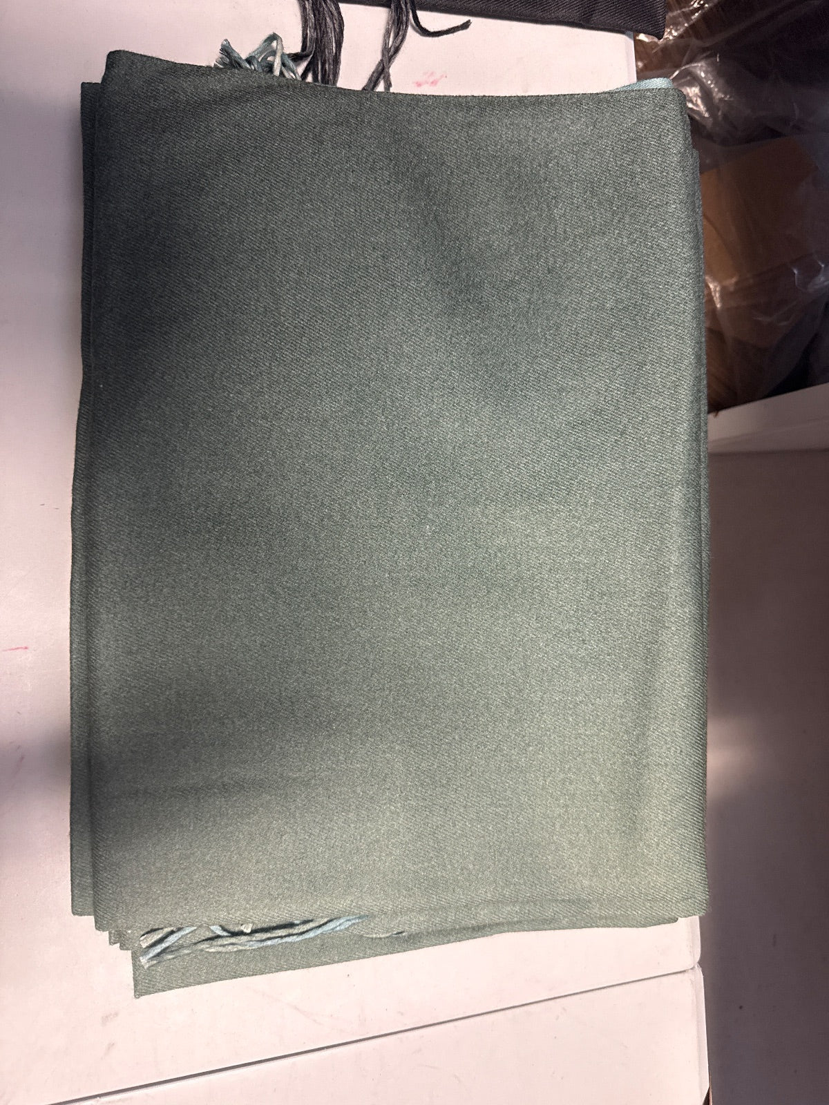 Ombre Fringe Pashmina [anookz:f46c5783-97f3-4b64-a4b3-43e4f1d6982f]