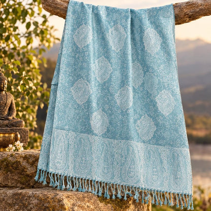 Paisley Diamond Pashmina [anookz:de341c0e-8f8c-4a10-9734-930b102f1003]