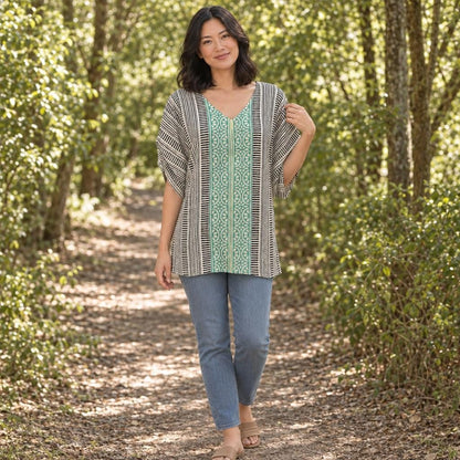 Turkana Top [anookz:5ae72eee-0210-4b23-842e-51be9ae76e4d]