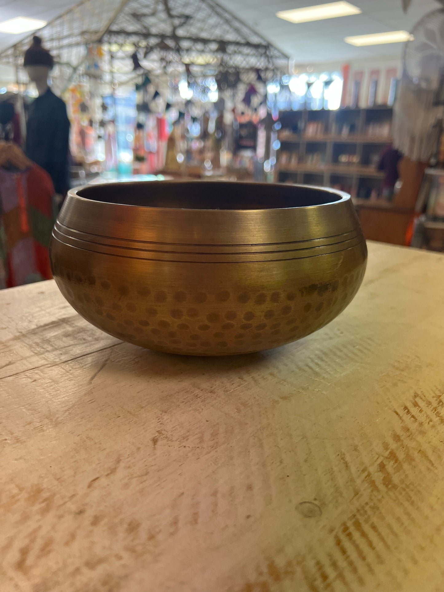 Singing Bowl Plain Gold 1-1.5 kg